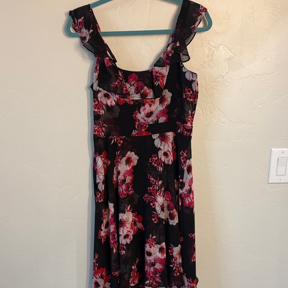 White House Black Market Black and Pink Floral Mini Dress - Picture 6 of 10